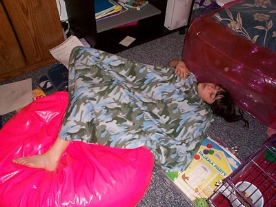 ./2004/Ferrets/thumbFerret